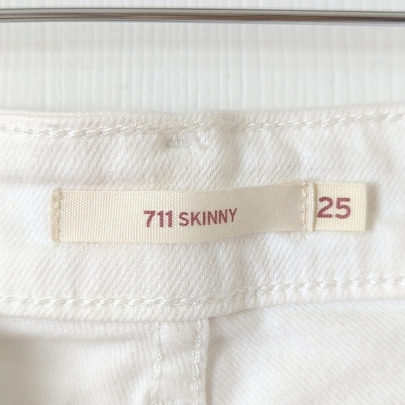 Levi's 711 Classic Low Rise Cropped Lace Up Ankle Cropped Skinny Jeans White 25 - Picture 9 of 16